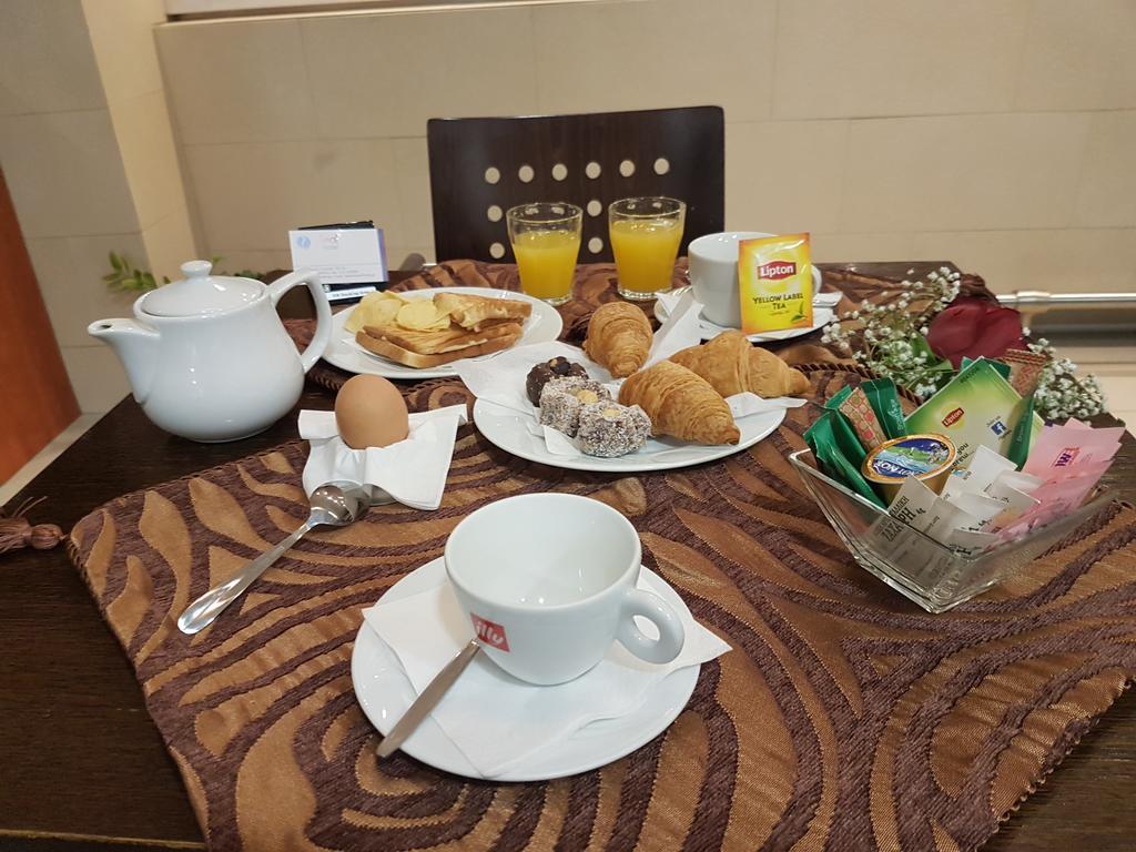 Hotel Ideal Le Pirée Extérieur photo