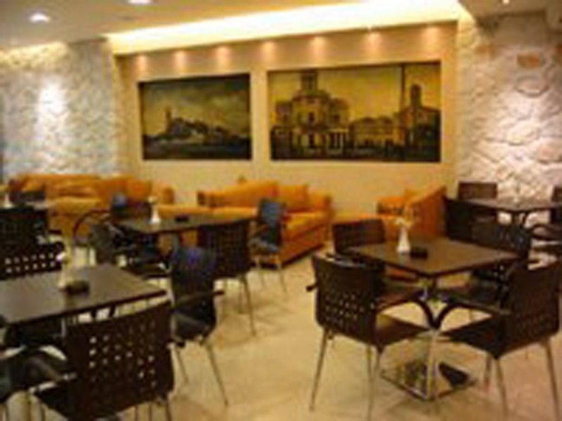 Hotel Ideal Le Pirée Extérieur photo